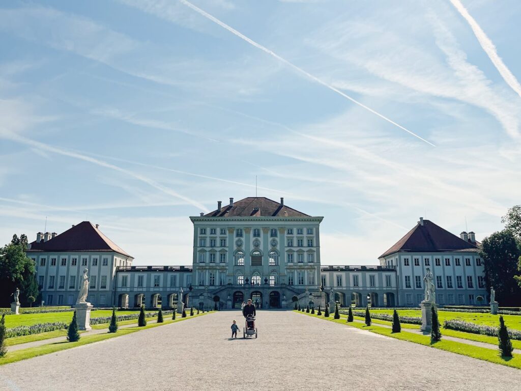 Das Schloss Nymphenburg dürfte einer der exklusivsten Hochzeitslocations Deutschland sein.