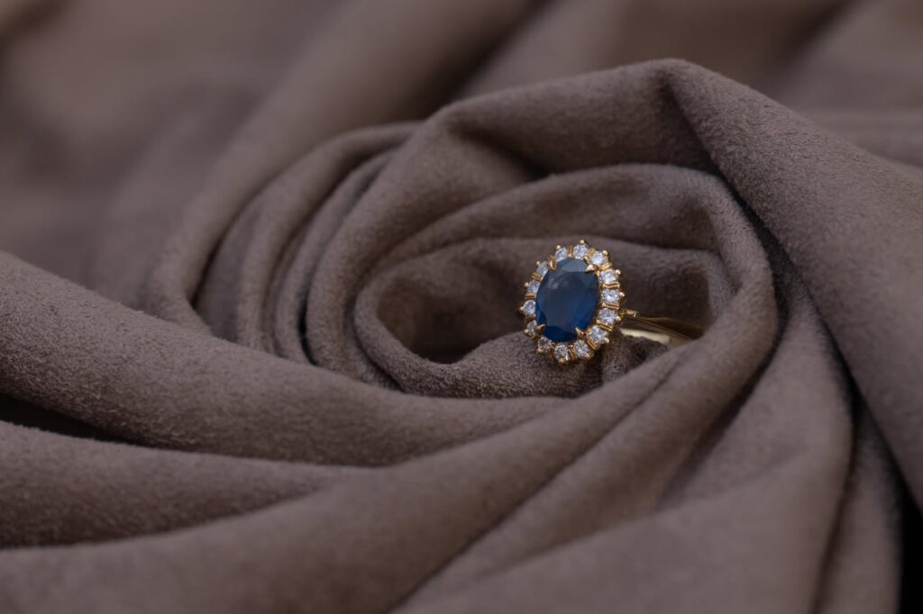 Art Deco Ring mit Diamanten 